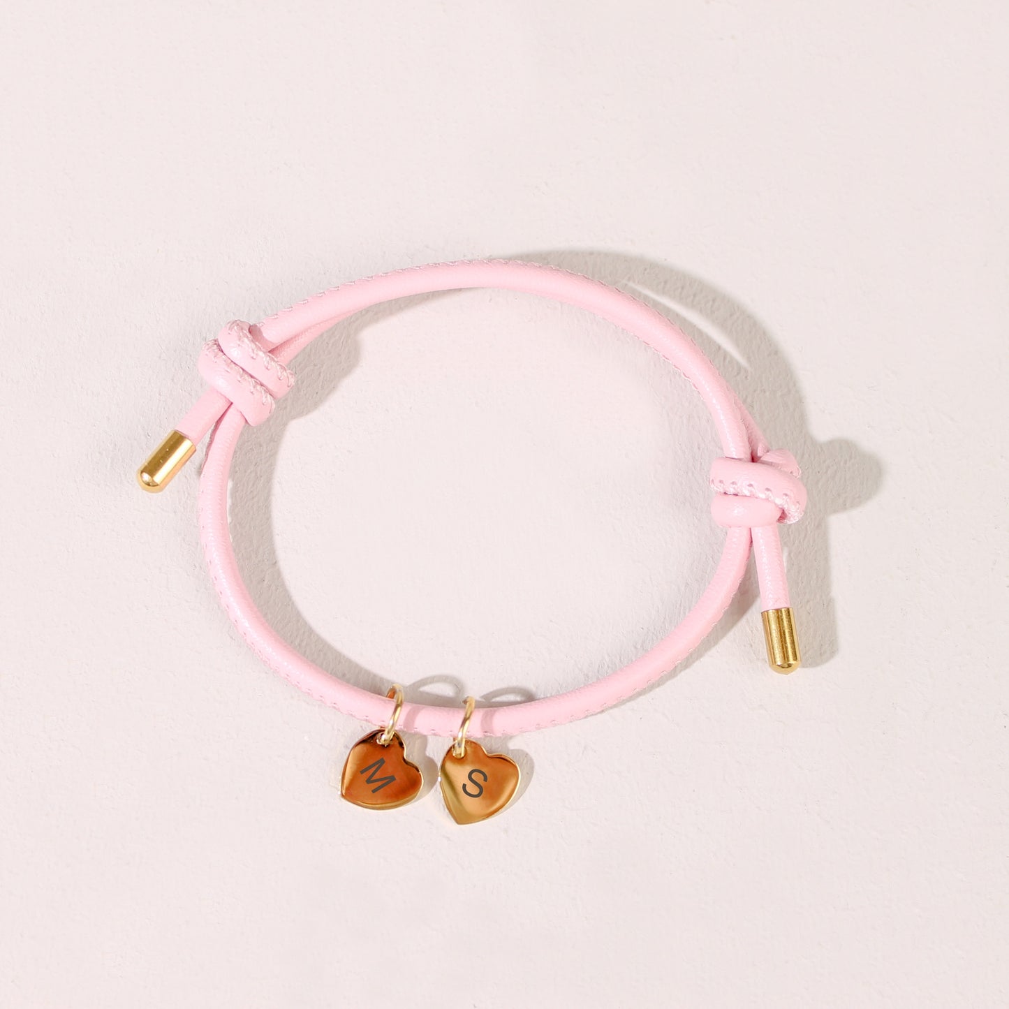 LOVE Armband mit Herzanhängern - personalisierbar